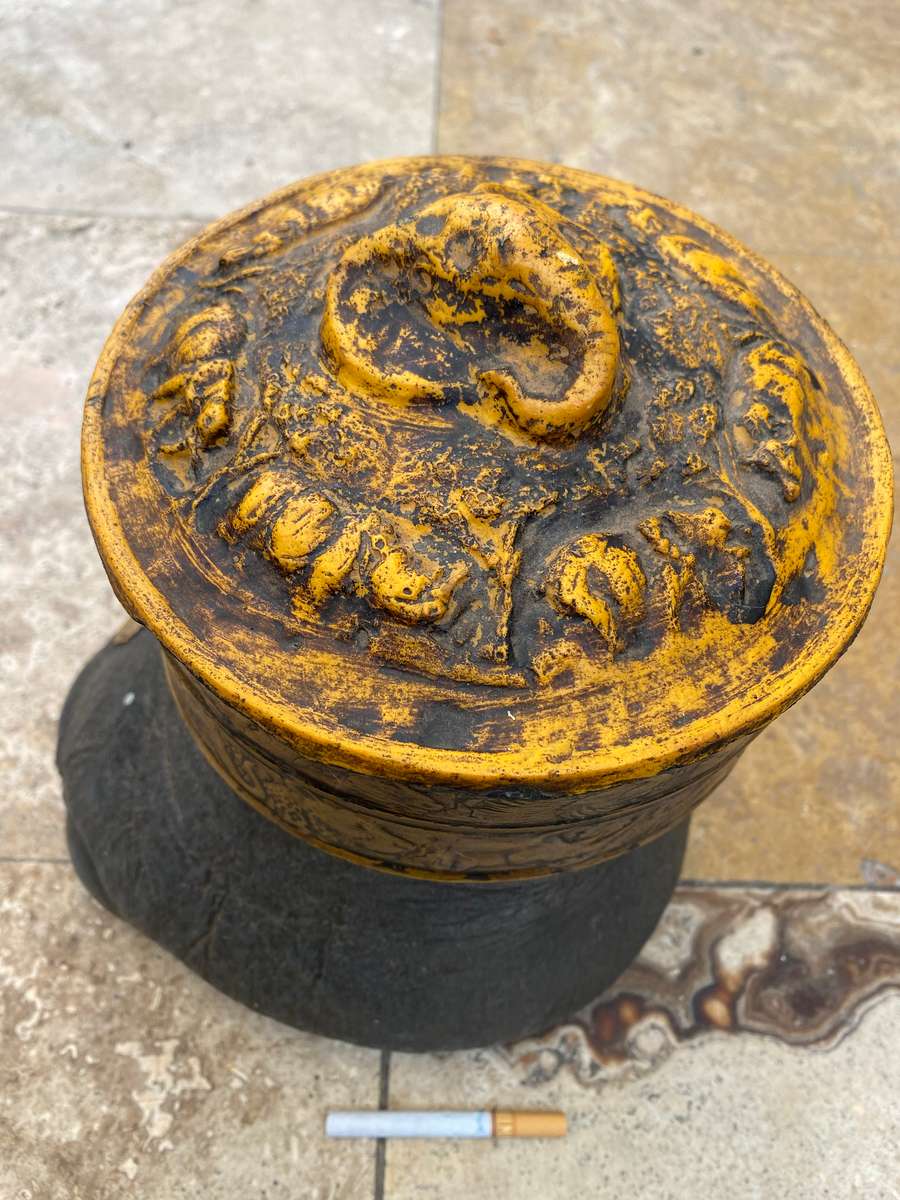 Faux elephant foot ice bucket