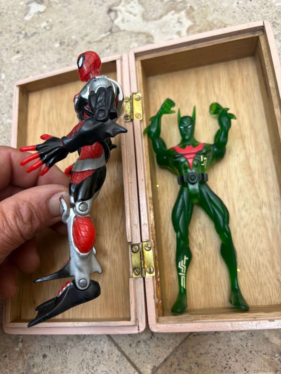 Vintage Batman Beyond DC & Marvel Spider-Man Sea Diver Action Figure pair
