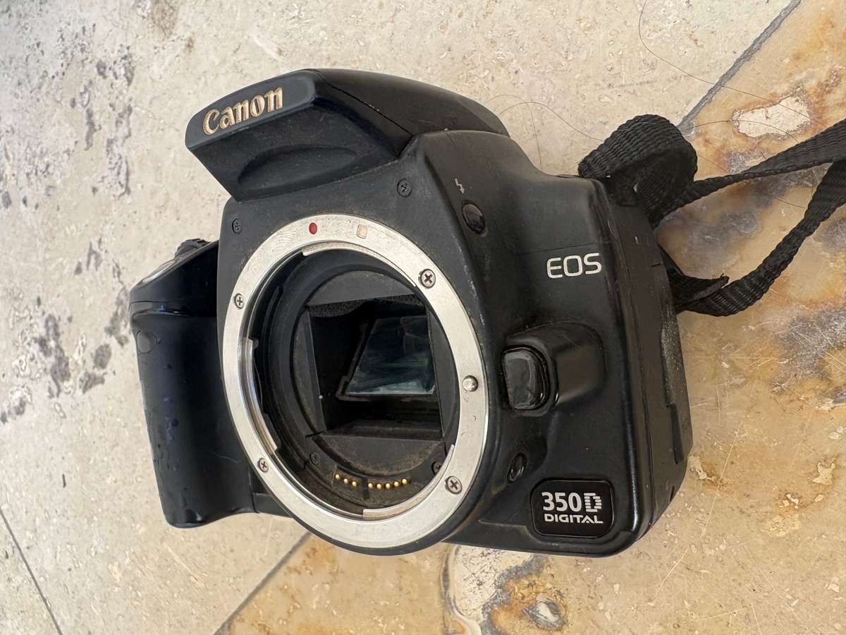 Canon 350D Digital Camera with memory card 16 GB