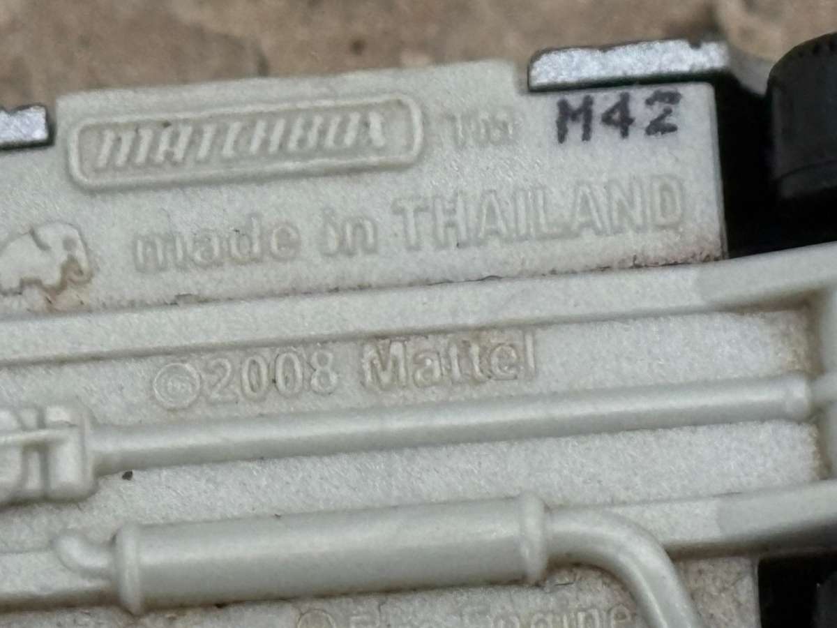 Vintage matchbox fire engine 2008 and majorette renault ambulance diecast pair