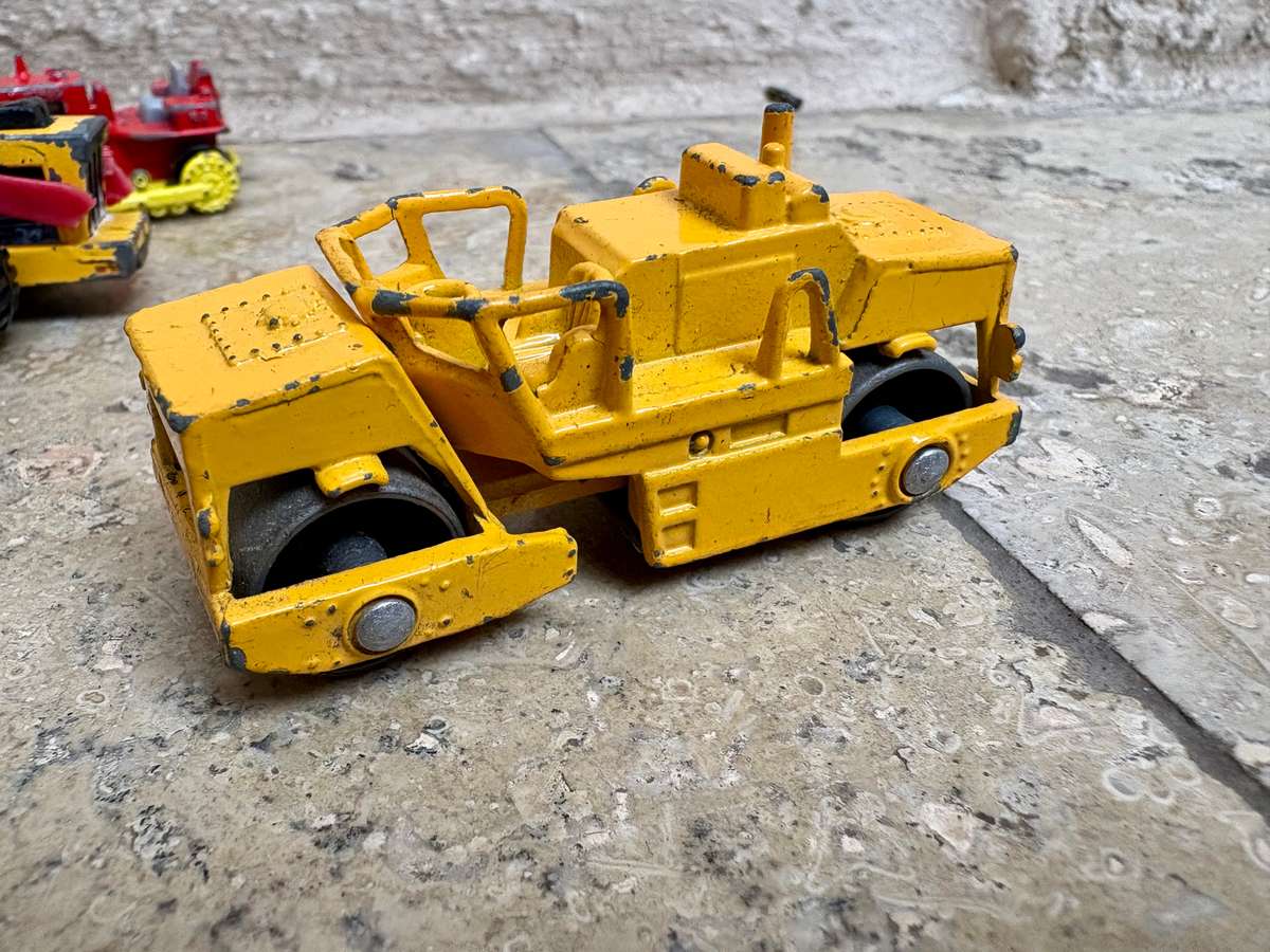 Majorette hanomag , street roller , and matchbox super fast tractor shovel diecast car lot