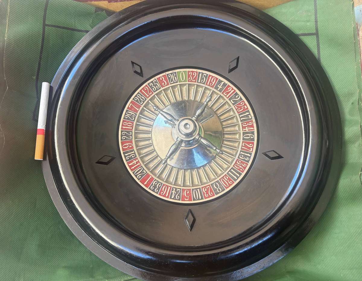 Vintage England 1930s Chad Valley Bakelite 31 cm