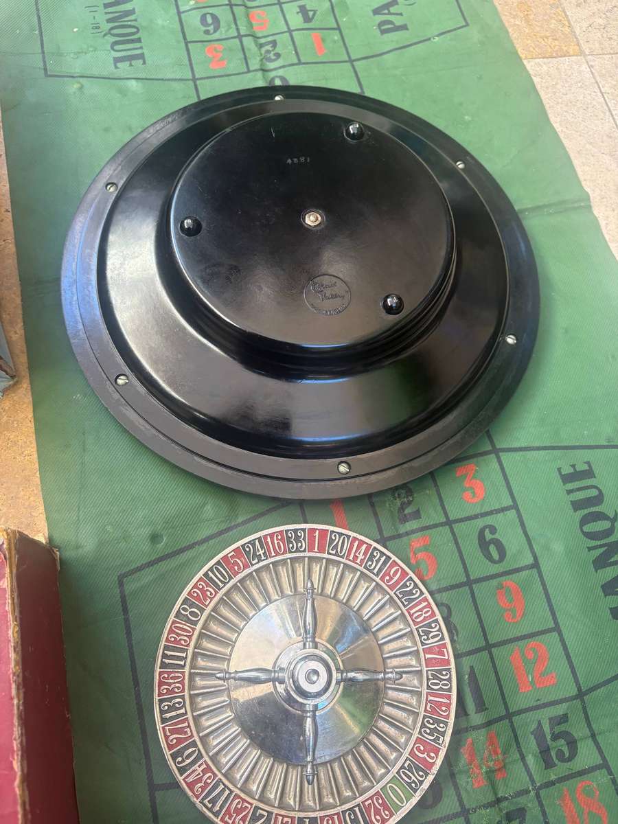 Vintage England 1930s Chad Valley Bakelite 31 cm