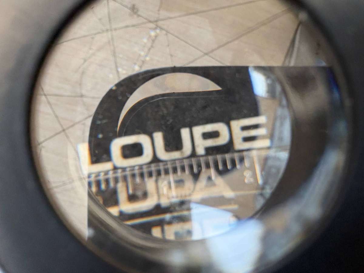 10x magnifier loupe with measure  2 cm