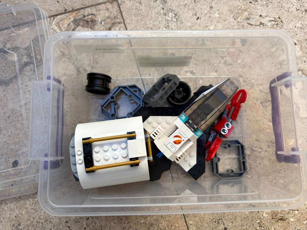 Lego city space ship and lunar module sold as spares
