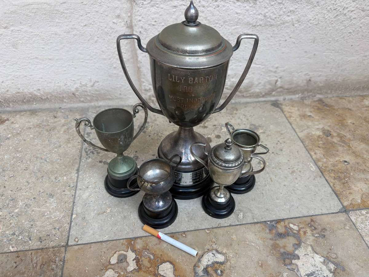 Vintage large trophy with 4 small trophies trophy lot