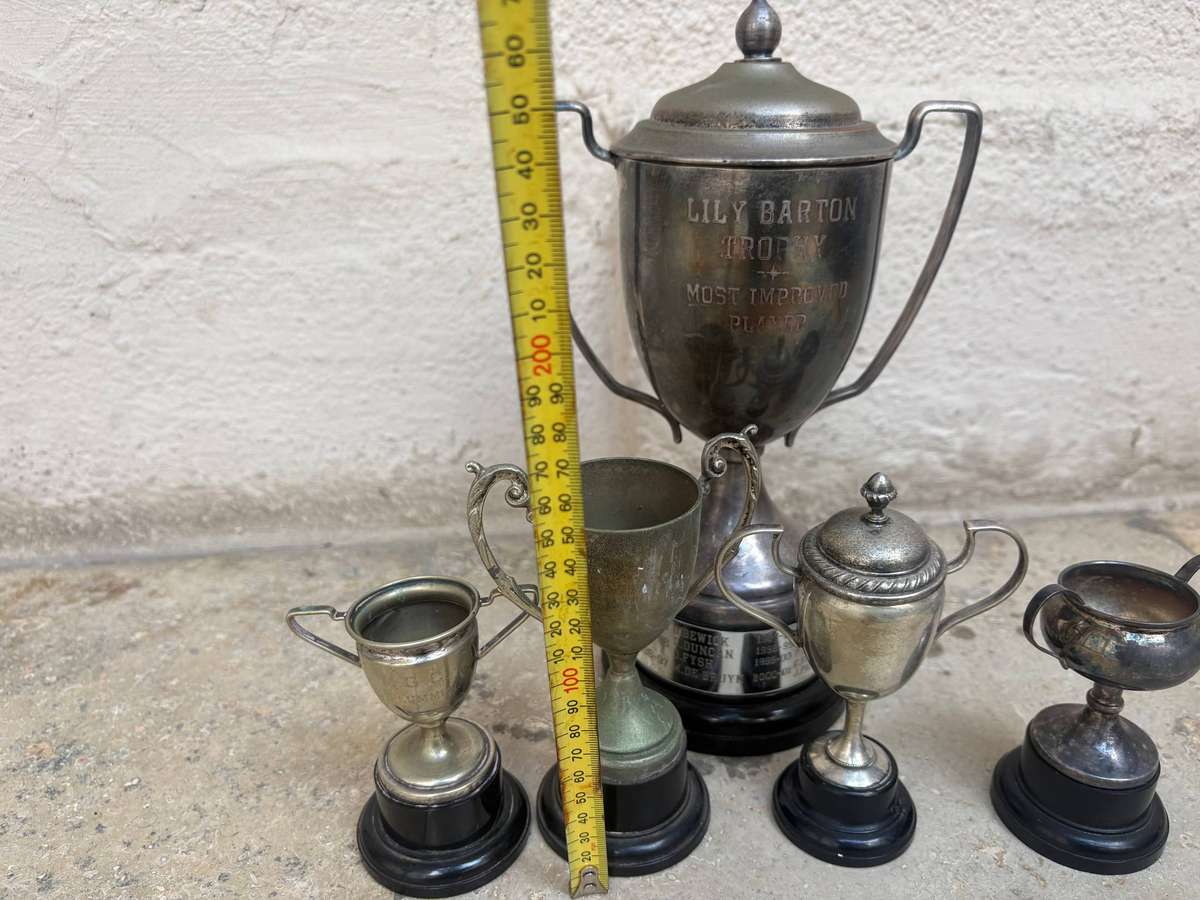 Vintage large trophy with 4 small trophies trophy lot