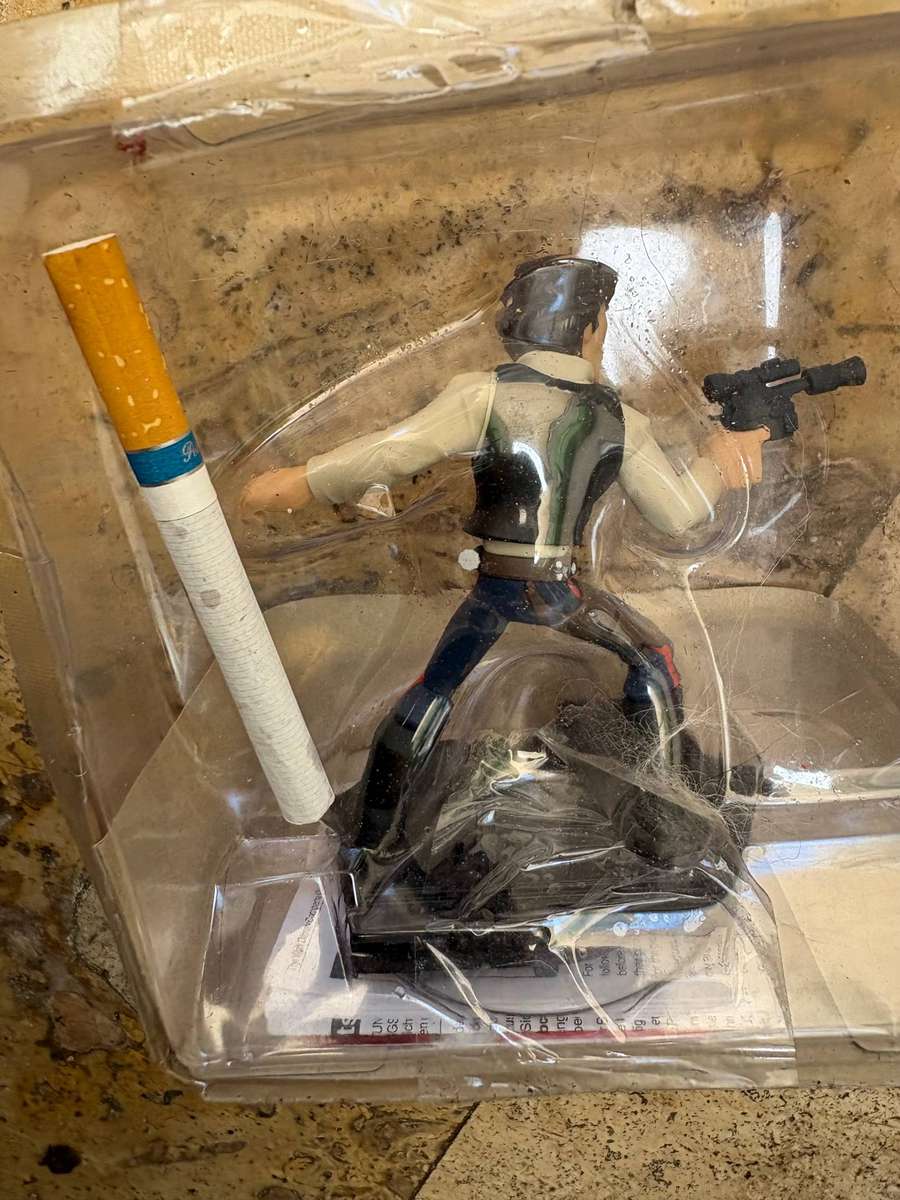 VINTAGE HANS SOLO FIGURE - 3.0 STAR WARS in packaging