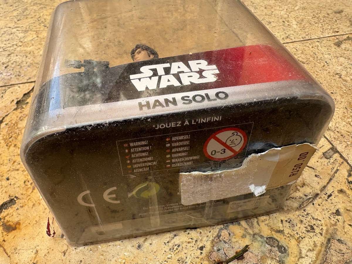 VINTAGE HANS SOLO FIGURE - 3.0 STAR WARS in packaging