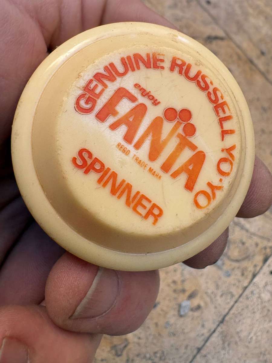 Vintage russell  YO YO Fanta spinner 1976