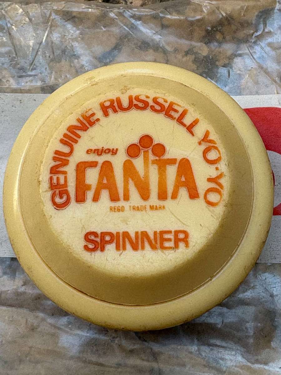 Vintage russell  YO YO Fanta spinner 1976