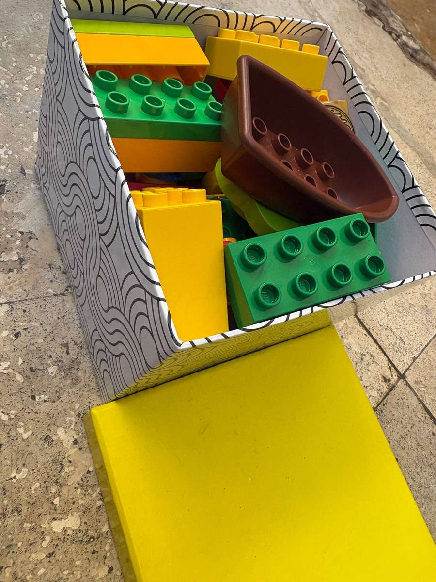 LEGO  Duplo train cart x5  spares lot