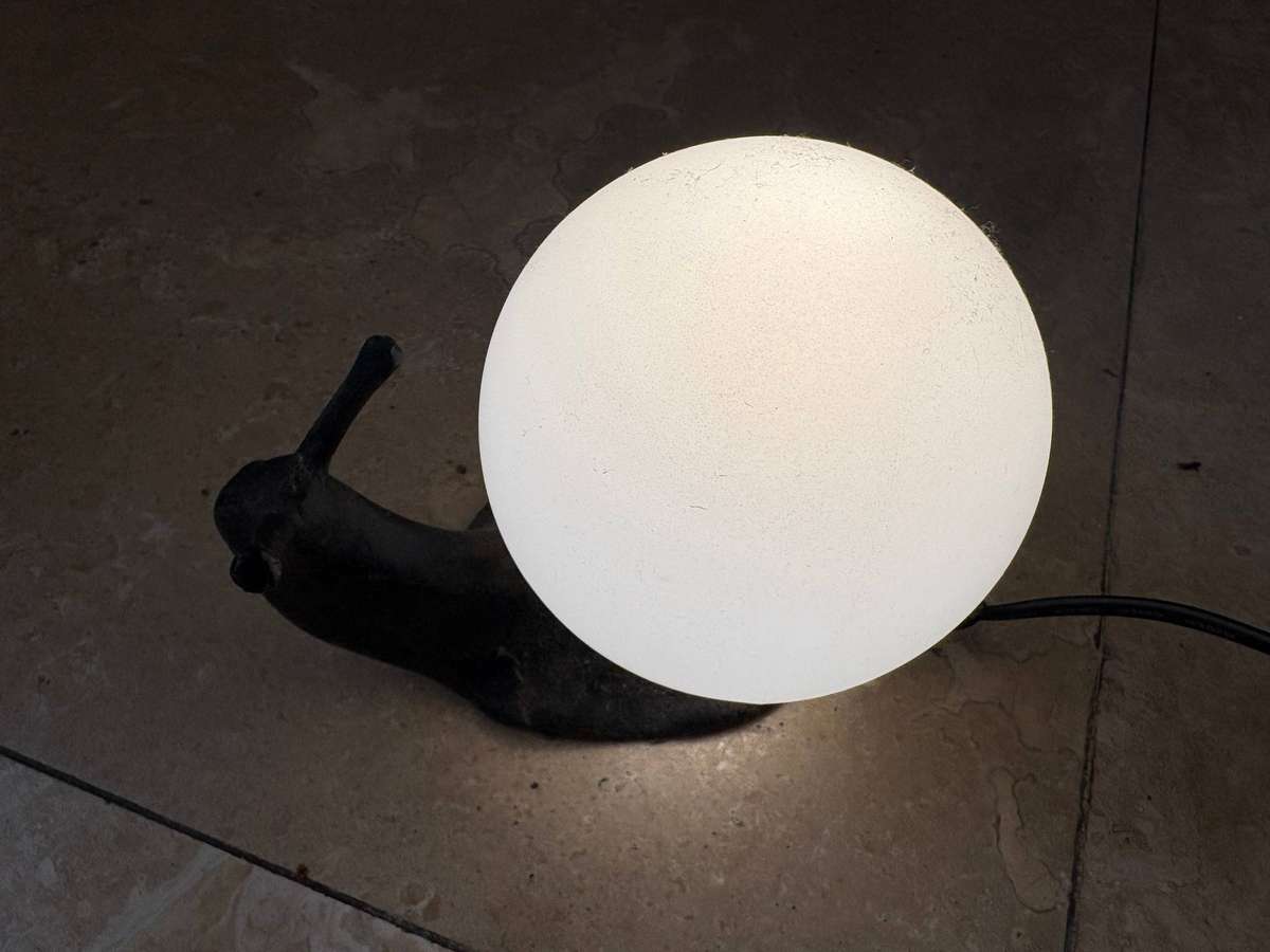 Vintage metal snail desk lamp