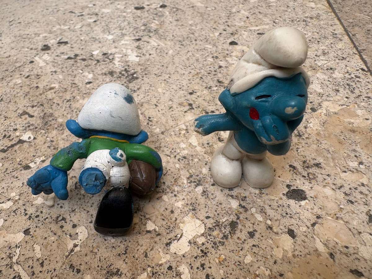Vintage rare South African springboks rugby Smurf 1980 Peyo broken leg plus 2