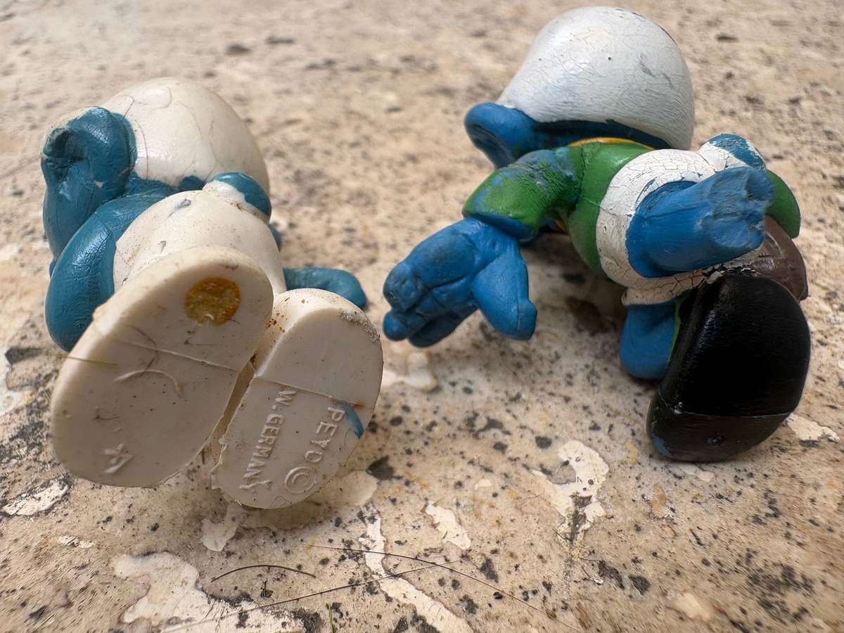 Vintage rare South African springboks rugby Smurf 1980 Peyo broken leg plus 2