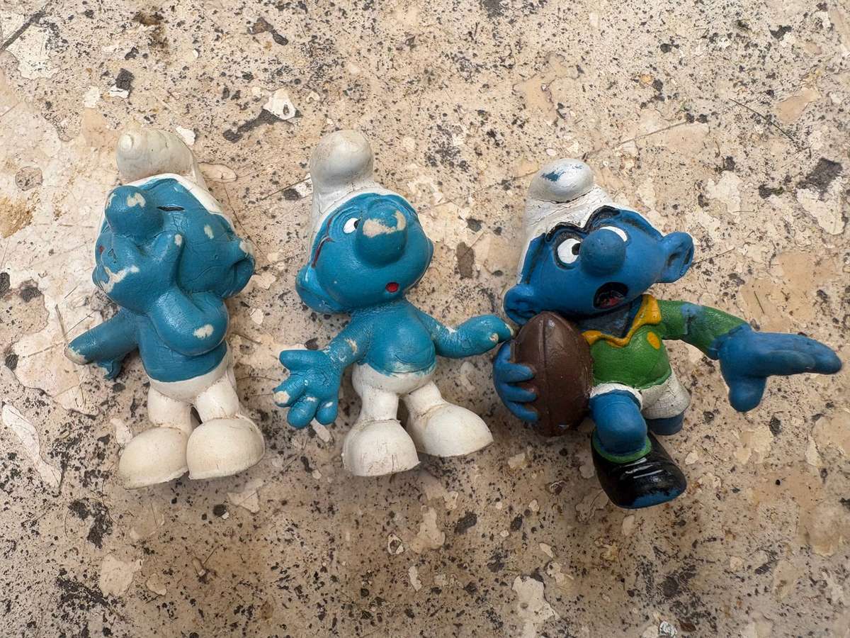 Vintage rare South African springboks rugby Smurf 1980 Peyo broken leg plus 2