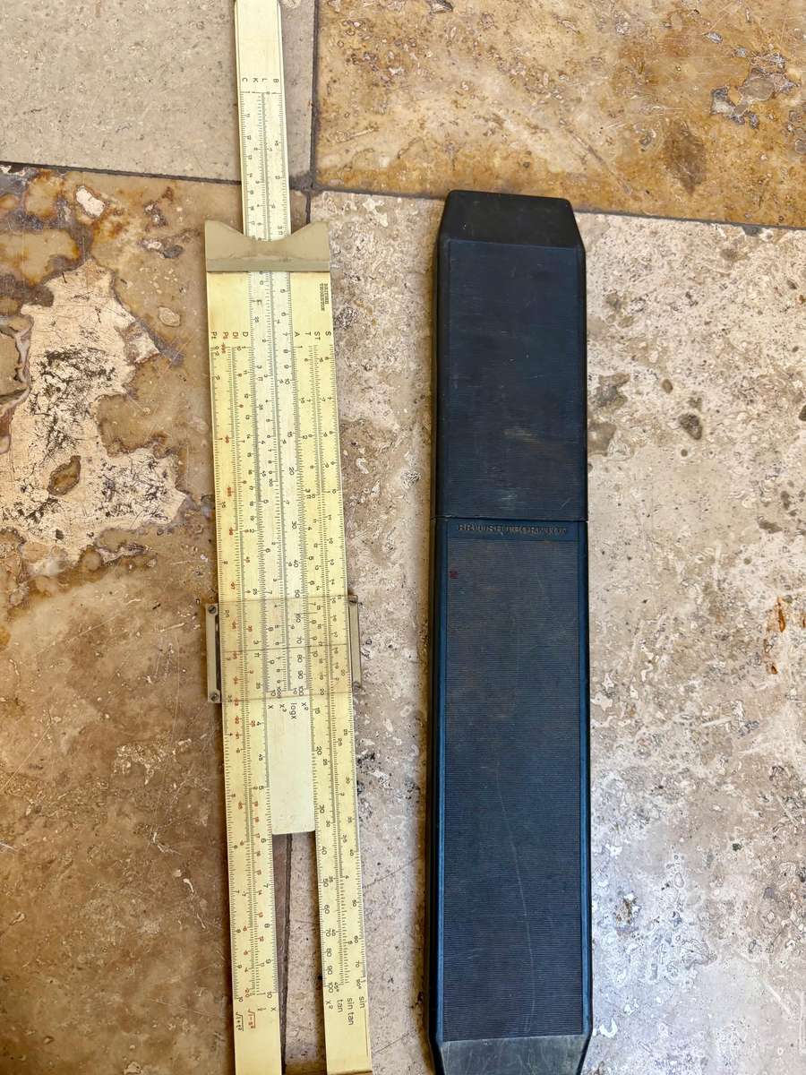 Vintage Thornton slide rule in case