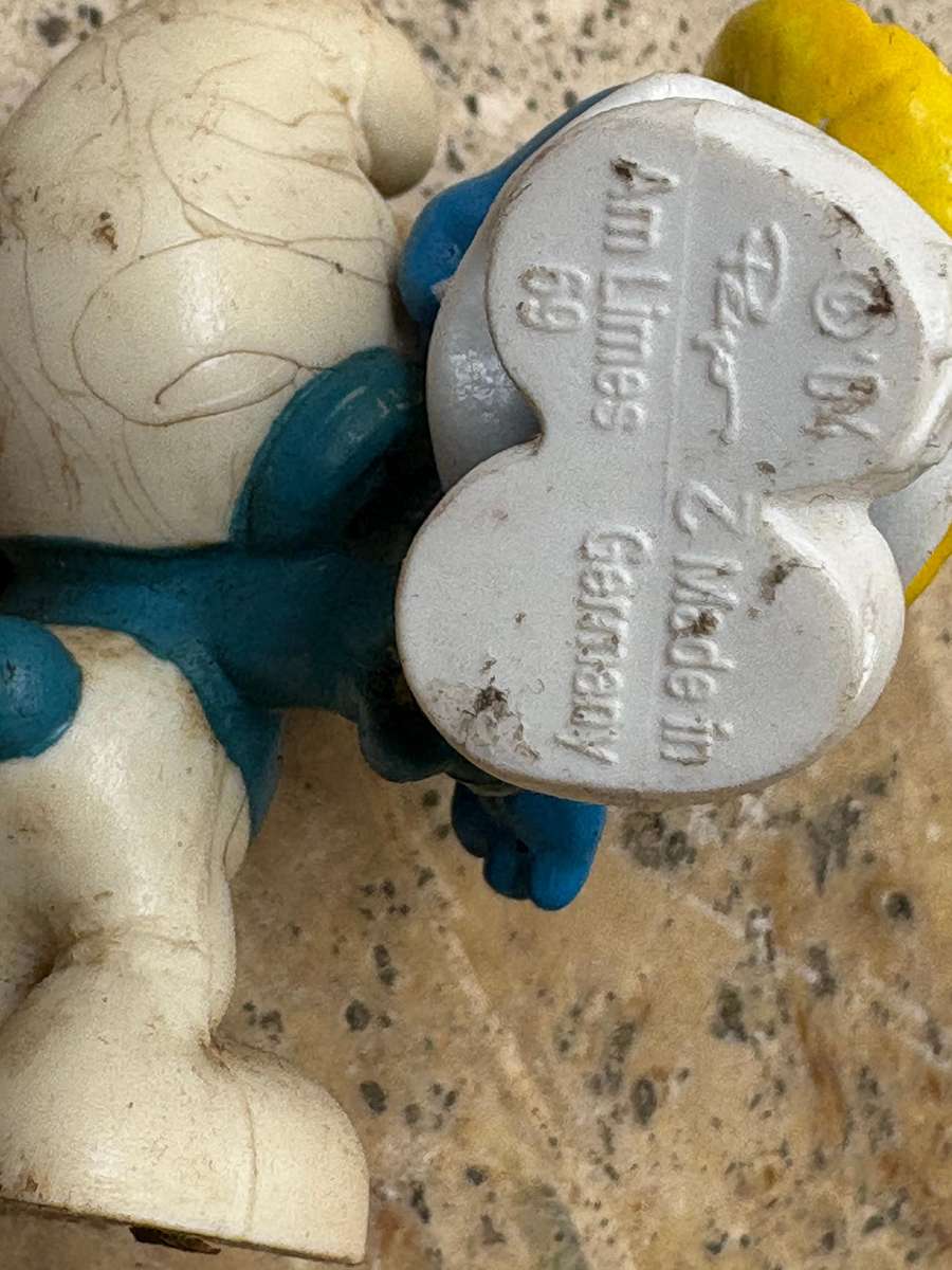 Vintage Peyo Smurf lot of 4