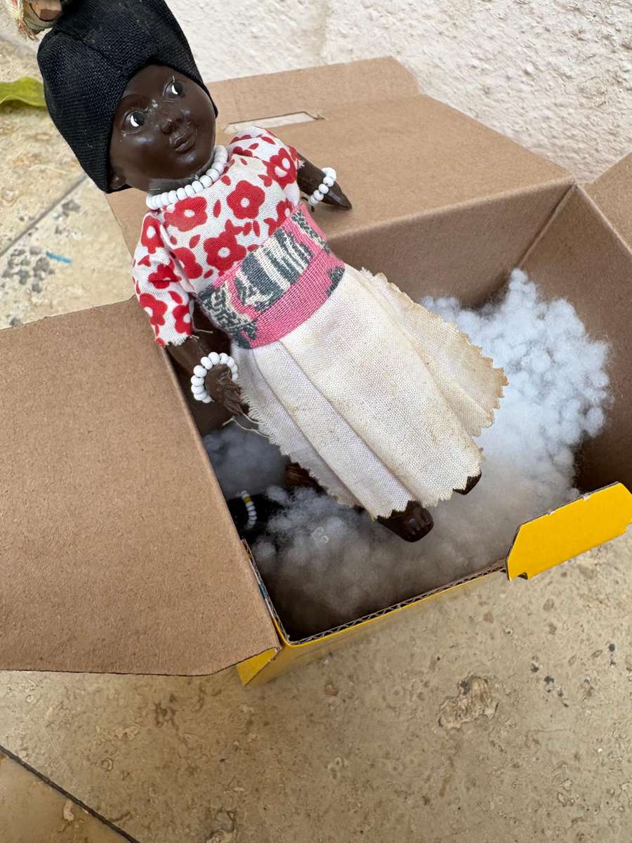 Vintage African Zulu doll pair hard plastic from the 60s