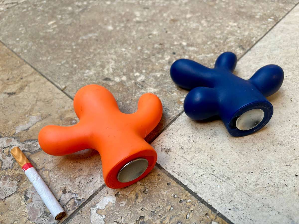 VINTAGE PAIR OF ALESSI VICE VERSA CORAL & CACTUS SALT & PEPPER SHAKERS