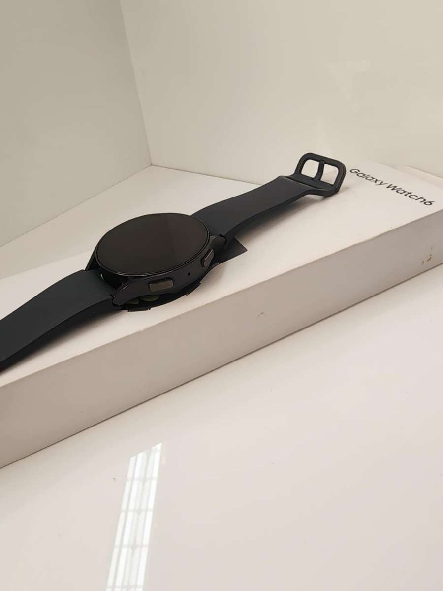 Samsung Galaxy Watch 6 44mm LTE preowned