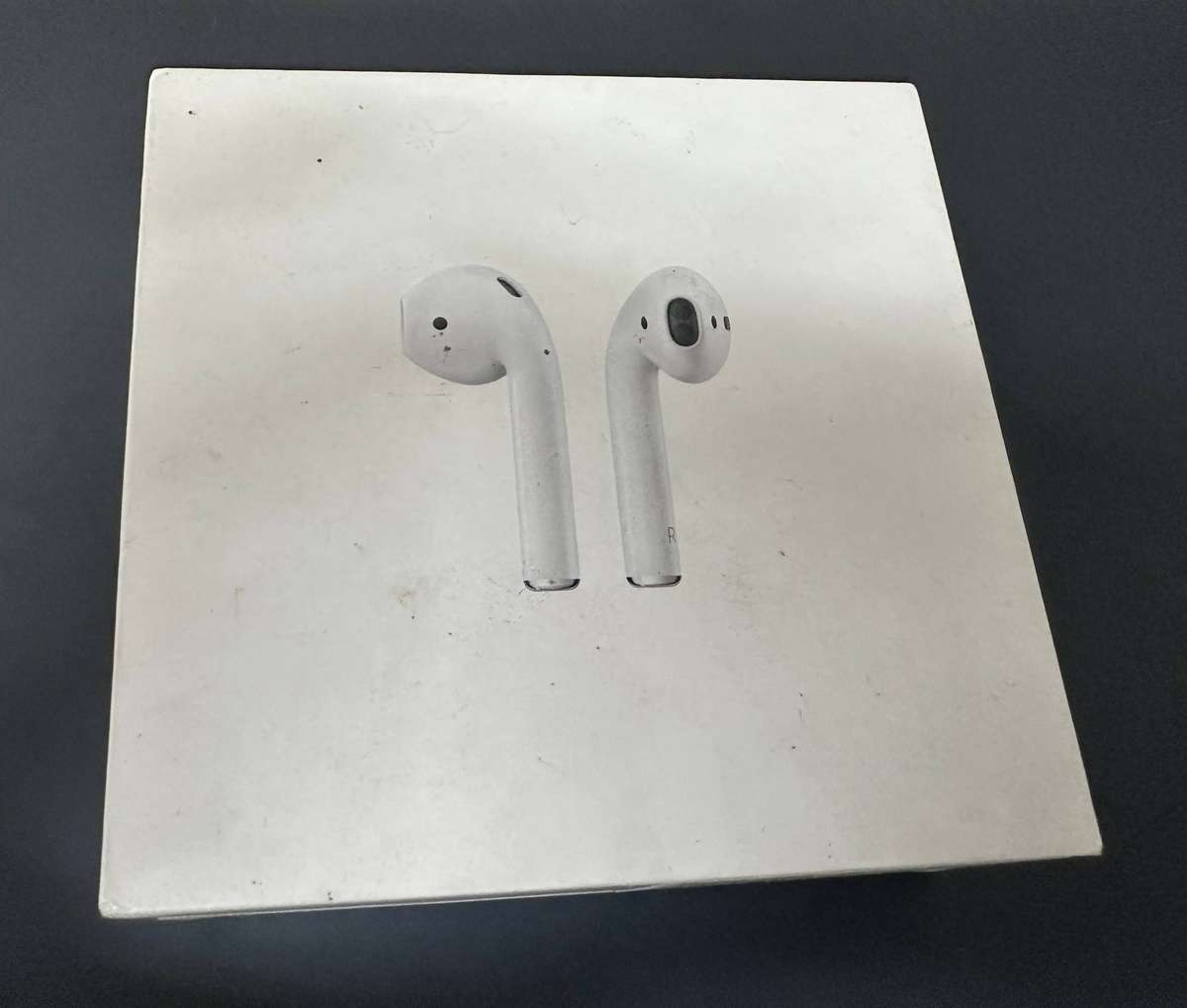 Apple Airpods 2nd Gen with Wireless Charging case - Original Apple Product