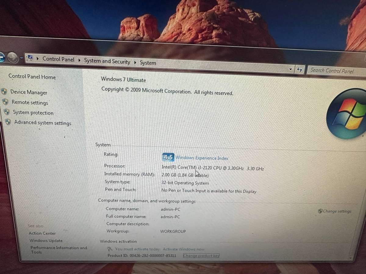 Lenovo ThinkCentre Desktop - ICore i3 - 2GB RAM