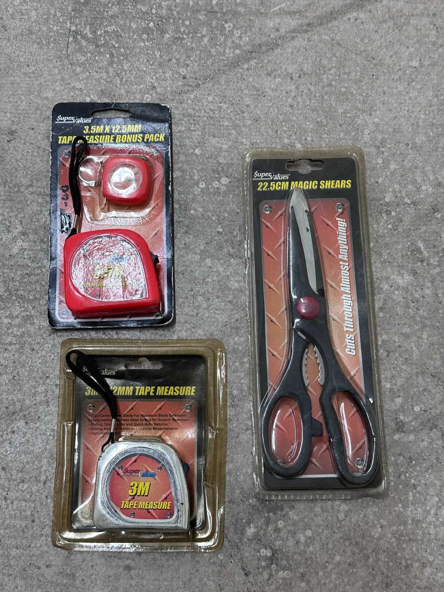 Clearance - Hardware items - Tape Measure & Scissors Set