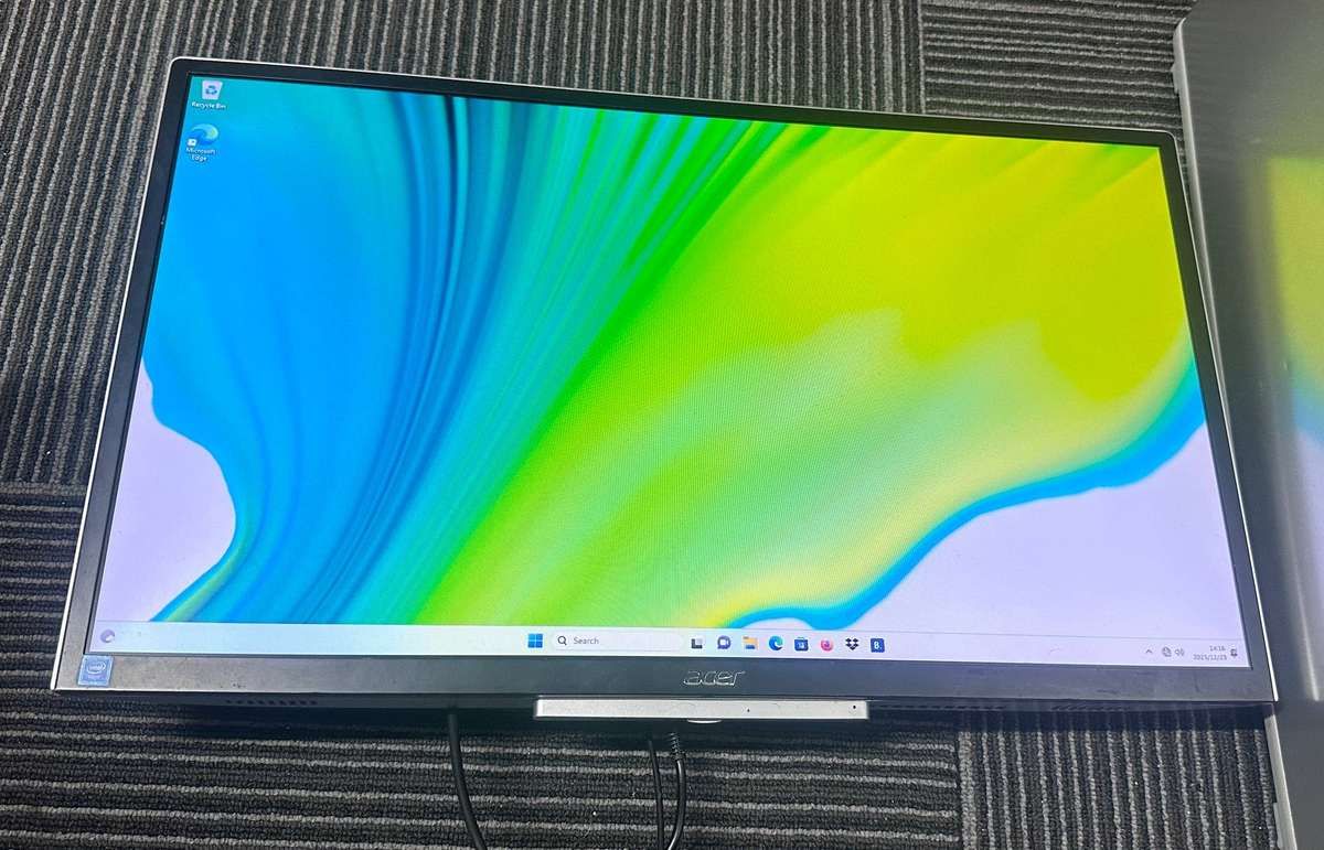 Acer Aspire c22 820 All-In- One PC - Intel Celeron J4025  4 GB RAM  Windows 11 Home