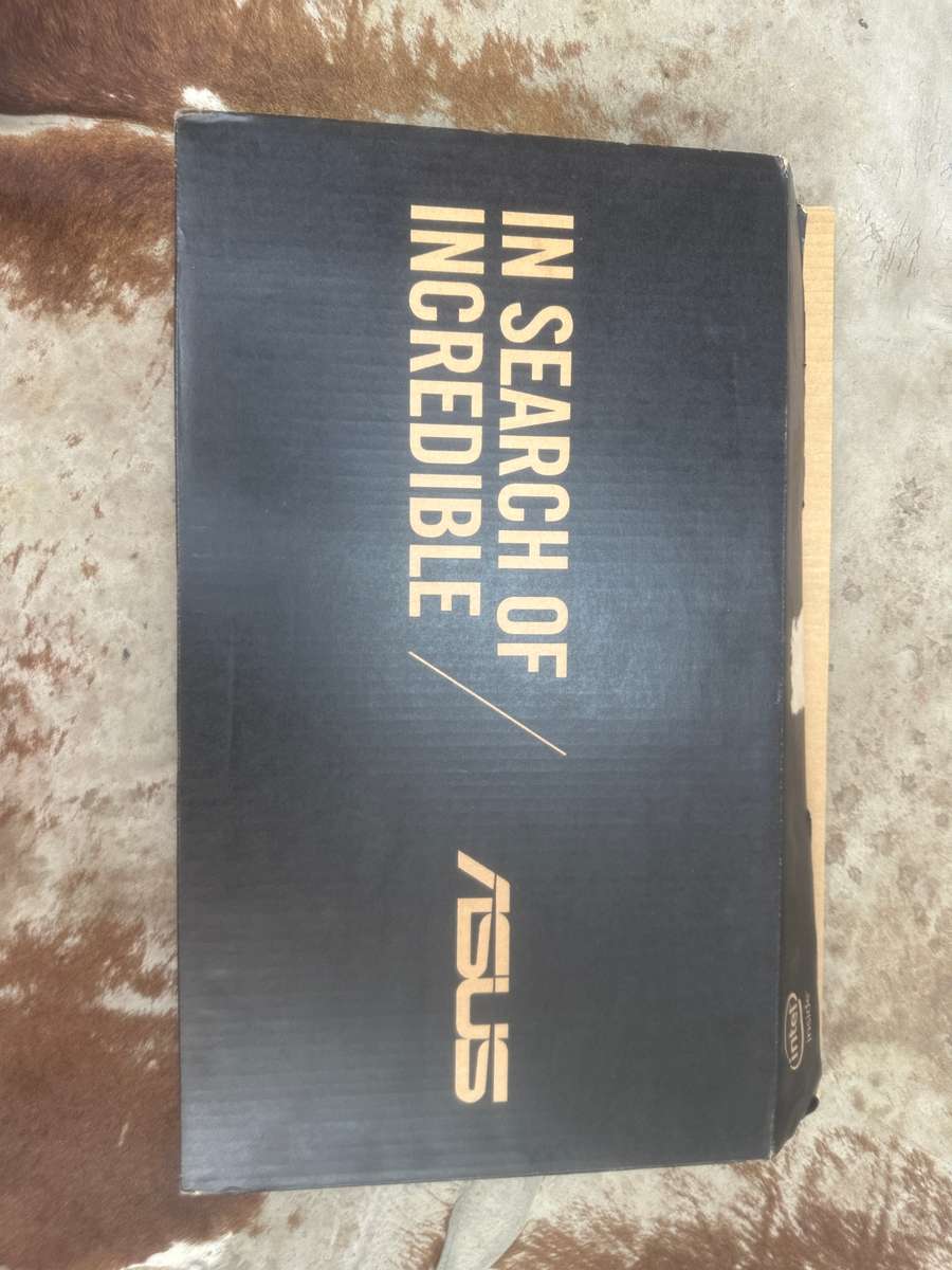 ASUS X543 - Core i3 7th Gen - 4 GB RAM - 1TB  - With box excellent condition - 30 day warranty