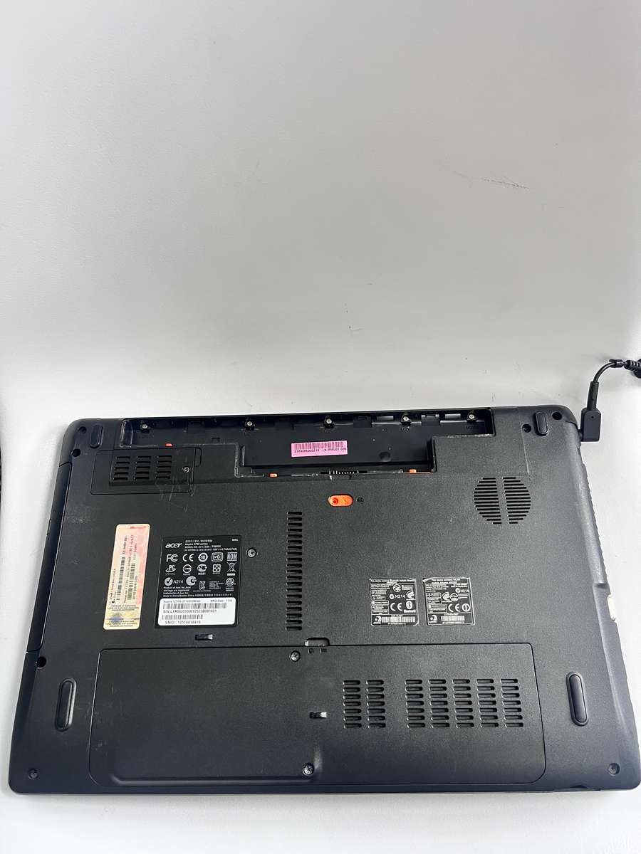Acer Aspire 5750 - Preowned (No battery)