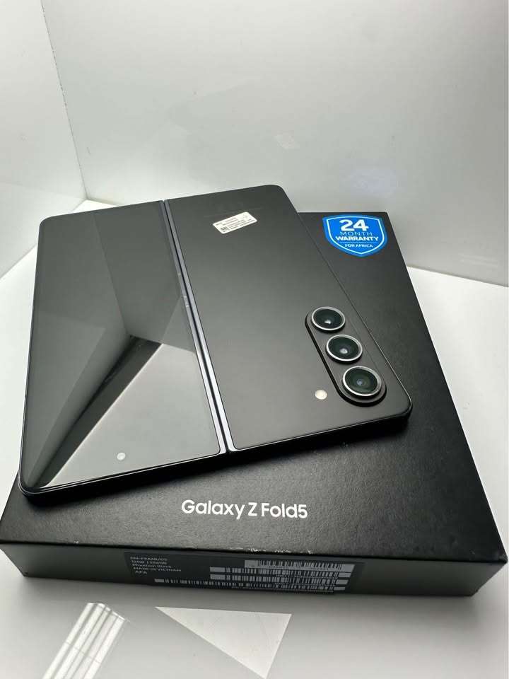 Samsung Z-Fold 5 256GB preowned