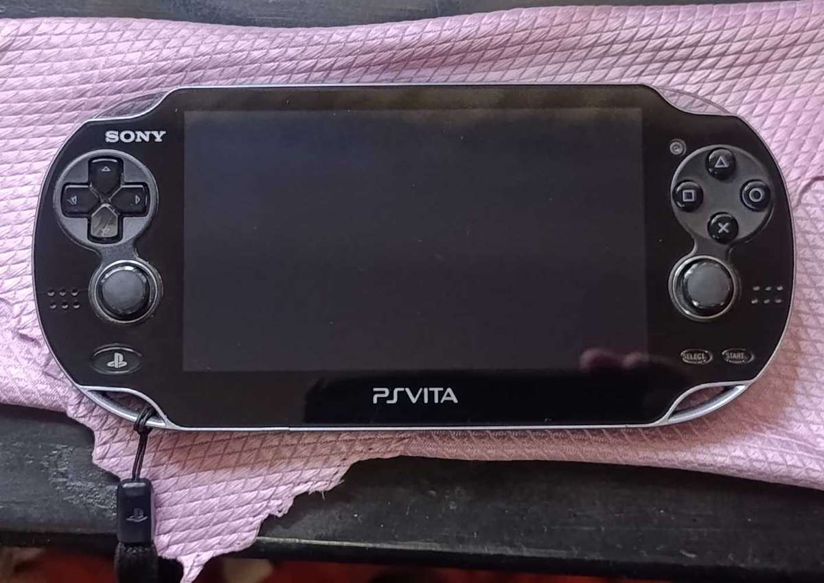 PS Vita 1000