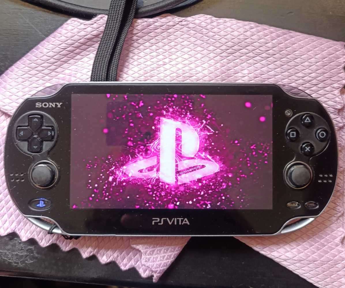 PS Vita 1000