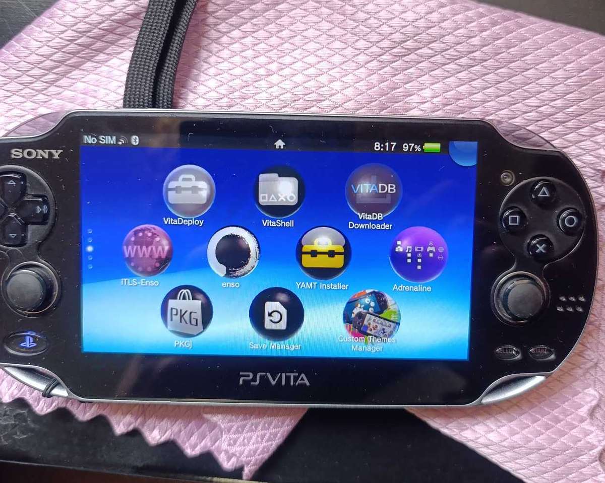 PS Vita 1000