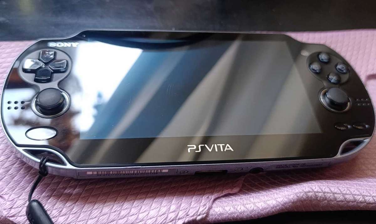 PS Vita 1000