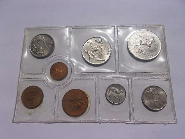 4 x SA Nickel R1 mint packs for 1 bid