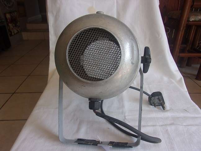 Vintage aluminum can stage light - made in Italy