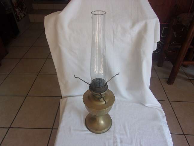 Vintage brass Aladdin 23 lantern with chimney, mantle & instructions
