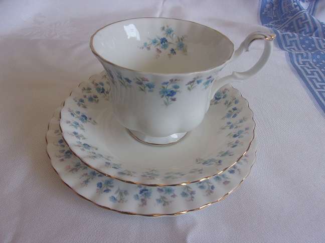 Vintage Royal Albert "Memory Lane" tea trio