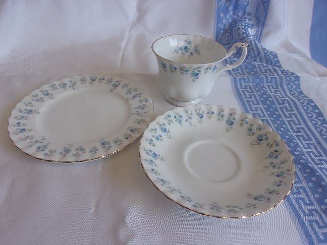 Vintage Royal Albert "Memory Lane" tea trio