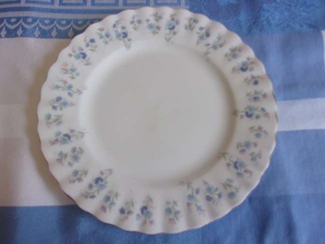Vintage Royal Albert "Memory Lane" tea trio