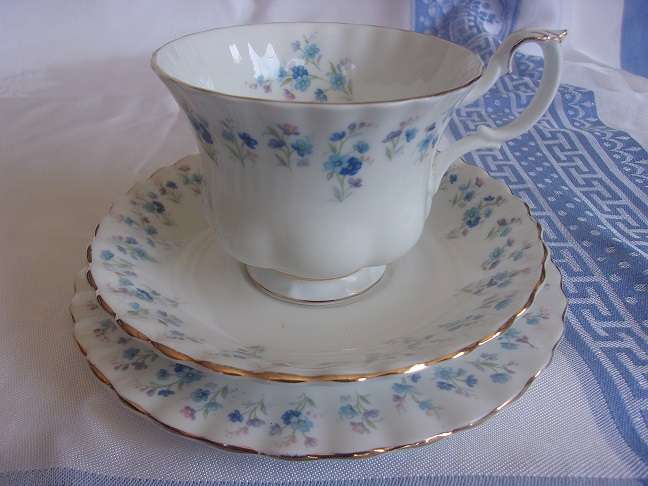 Vintage Royal Albert "Memory Lane" tea trio