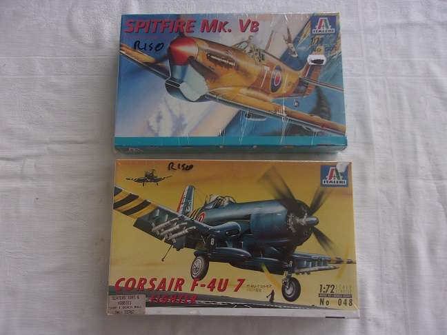 Italeri 1:72 scale Spitfire Mk.VB & Corsair F-4U 7 Navy Fighter kits for 1 bid