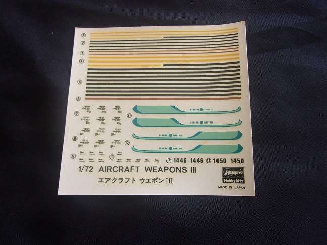 Hasegawa 1:72 scale Aircraft Weapons : 111 U.S. Air to Air Missiles model kit