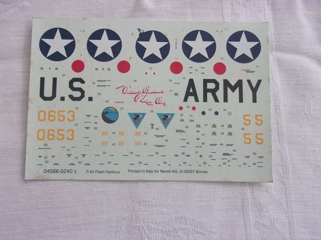 Revell 1:48 scale CurtissP-40 E Warhawk model plane kit - 04566