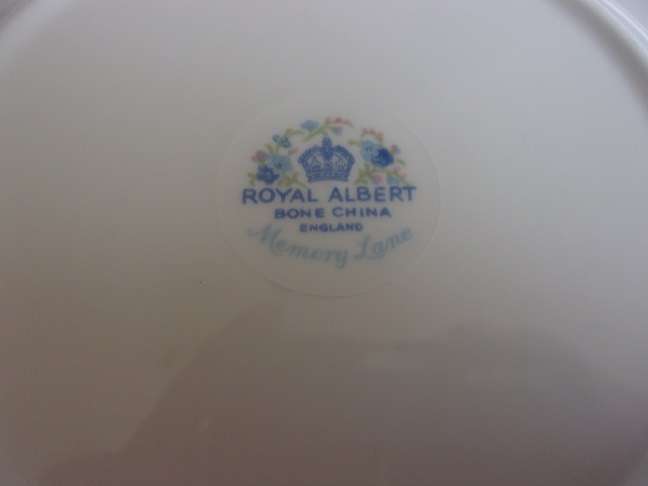 Vintage Royal Albert "Memory Lane" tea trio