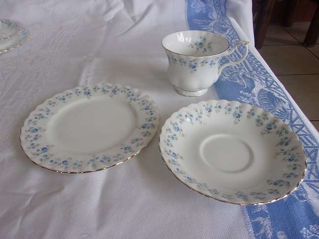 Vintage Royal Albert "Memory Lane" tea trio