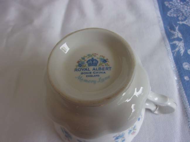 Vintage Royal Albert "Memory Lane" tea trio
