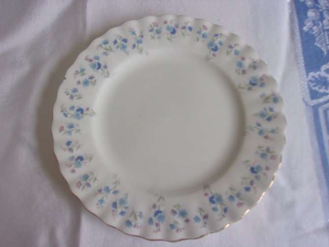 Vintage Royal Albert "Memory Lane" tea trio